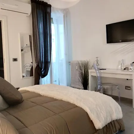 B&B Giovaldi's Torino-2